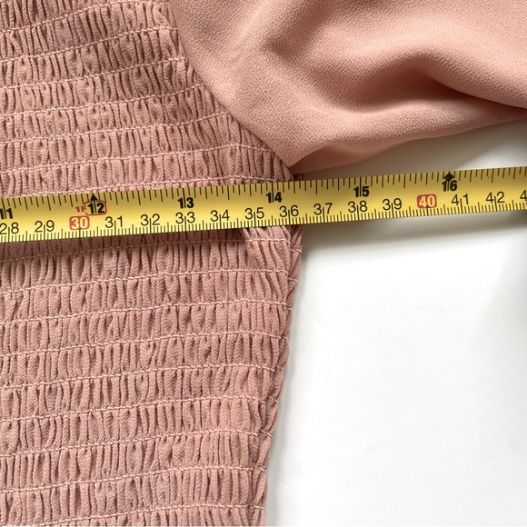 Elegant Pink Midi Dress - Picture 10 of 13